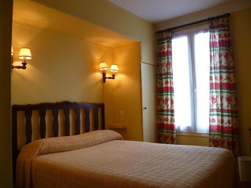 Hotel Pb - Paris-Barcelone Perpignan Zewnętrze zdjęcie